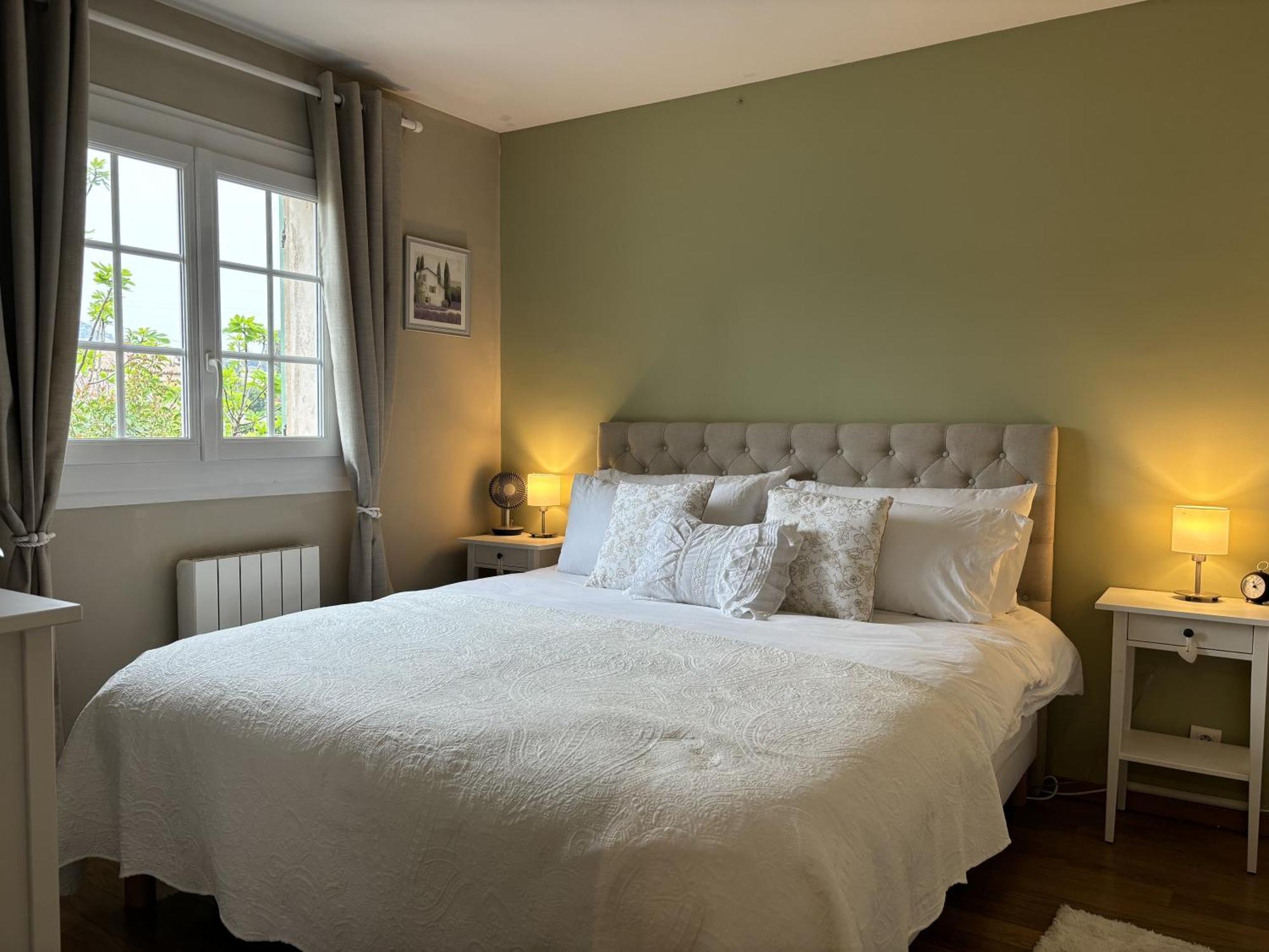 Charming 3-bed In Near Cannes *