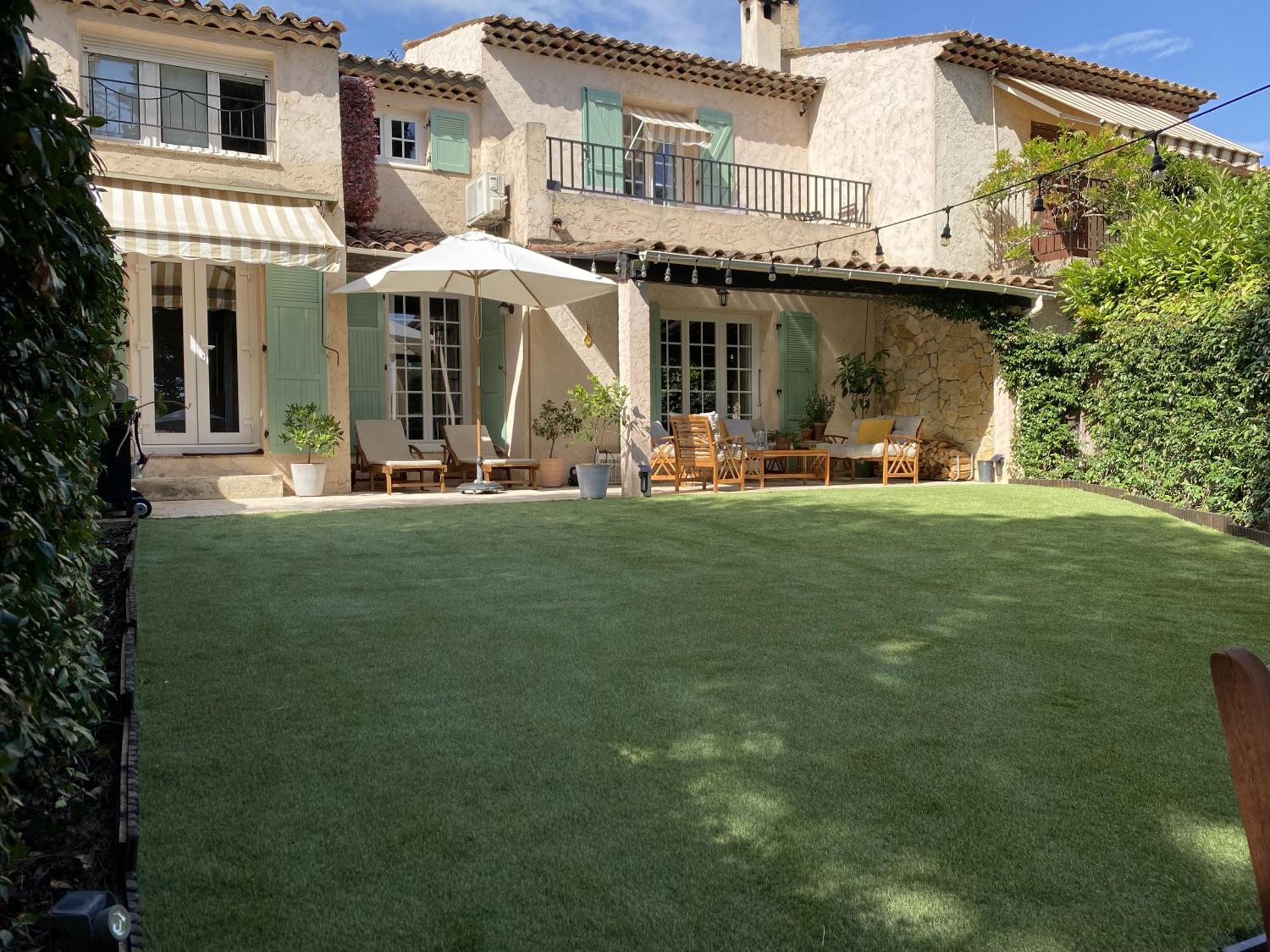 Charming 3-bed In Near Cannes Villa *